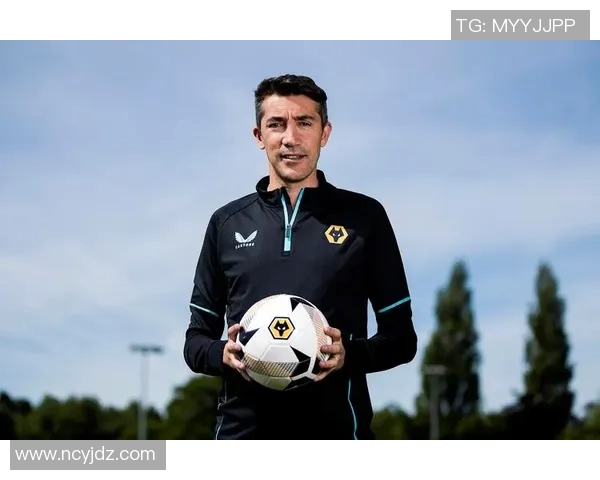 足球明星与球迷亲密合照瞬间记录热爱与激情的美好时刻