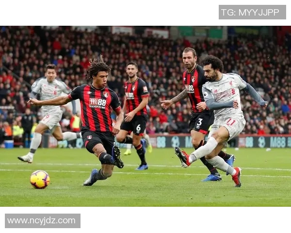 足球明星们的碎钉鞋之路那些曾经穿过的传奇球员与他们的选择